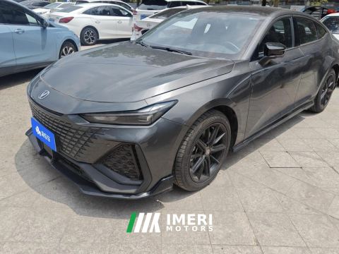 2022 Changan UNI-V 2.0T Edition - автомобиль из Китая