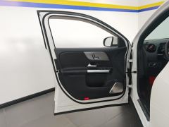 Mercedes-Benz GLA 200 - photo 12