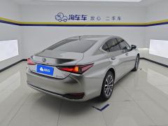 Lexus ES 200 Excellence Edition - photo 2