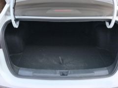 Roewe MG i5 1.5L CVT Luxury - ფოტო 7