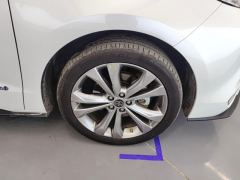 Toyota Sienna Dual-Engine 2.5L Prestige Edition - ფოტო 6