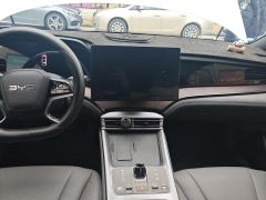 BYD Seal DM-i 1.5L 121km Prestigious Edition - ფოტო 17