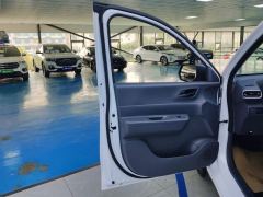 Wuling Hongguang New Energy Hongguang EV BEV 300km Standard Edition 5-seater - фото 12