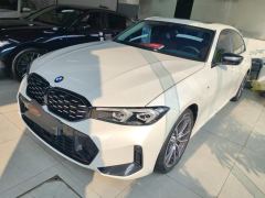 BMW 3 Series 320Li M Sport Package - фото 1