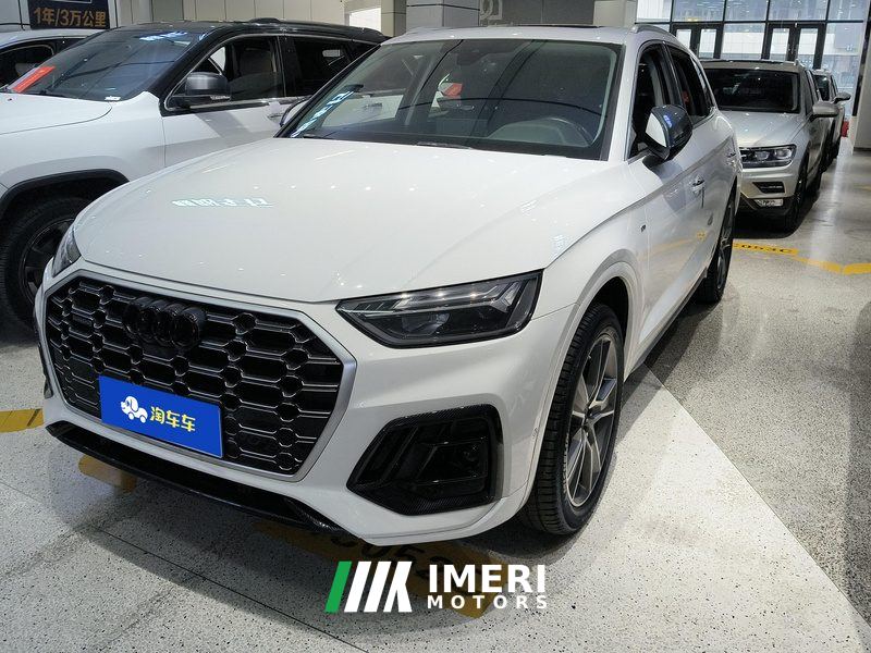 Audi Q5L 45 TFSI Luxury Sport - car from China