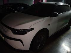 Leapmotor C11 EREV 300 Exclusive Edition - ფოტო 1