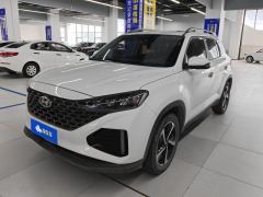 Hyundai ix35 2.0L Automatic 2WD Leading Edition GLS - ფოტო 1