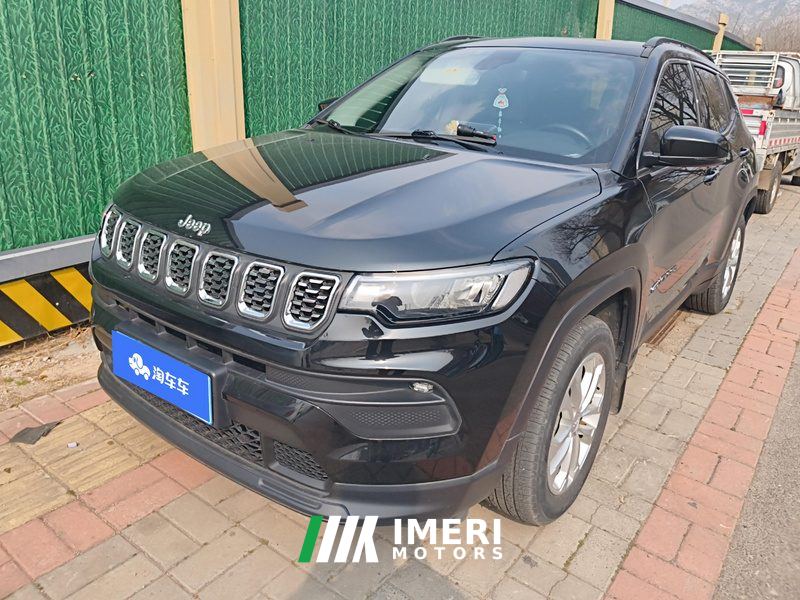 Jeep Compass 220T Leading Edition