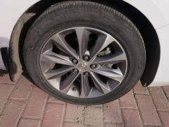 Chevrolet Monza 320 Edition - фото 6