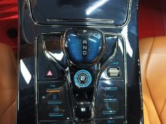 BYD Han DM-i 1.5T 121km Prestigious Edition - ფოტო 19