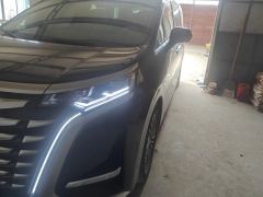 Denza D9 DM-i 970 4WD Flagship Edition - ფოტო 4