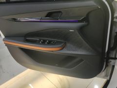 Changan UNI-V Zhidian iDD 1.5T 113km Smart cool type - ფოტო 12