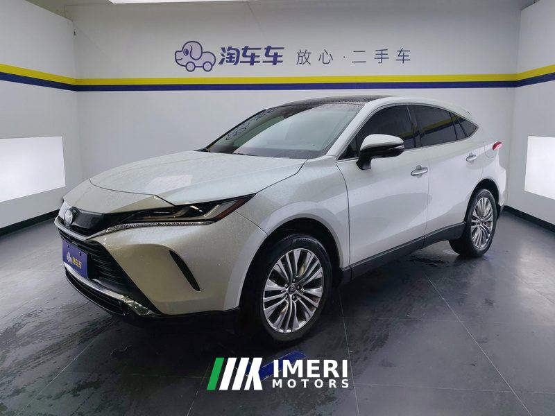 Toyota LINGFANG 2.0L 2WDDeluxe Edition - автомобиль из Китая