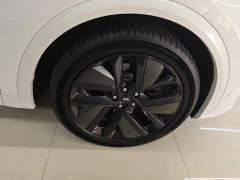 Li Auto L7 Pro - ფოტო 6