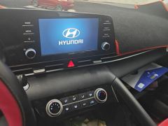 Hyundai Elantra 1.5L CVT Elite Edition - фото 17