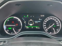 Toyota Avalon Dual-Engine 2.5L E-CVT Luxury Edition - photo 20