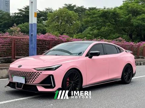 2022 Changan UNI-V 1.5T Dual Clutch Superior - car from China