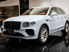 Bentley Bentayga 4.0T V8 - photo 1