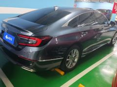 Honda Accord 260TURBO Luxury Edition - фото 2