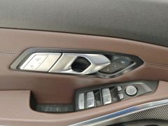 BMW 3 Series Facelift 320Li M Sport Package - ფოტო 13