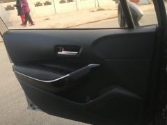 Toyota Corolla Dual-Engine 1.8L E-CVT Elite Edition - ფოტო 12