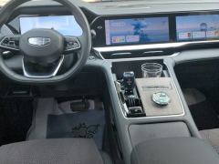 Geely Xingyue L Dongfang Yao 2.0T Automatic two-wheel drive Star Edition - ფოტო 16