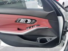 BMW 3 Series 325Li M Sport Package - ფოტო 12