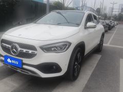 Mercedes-Benz GLA 200 - ფოტო 1