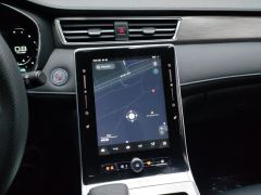 Roewe RX5 PLUS 330TGI Edition - photo 17