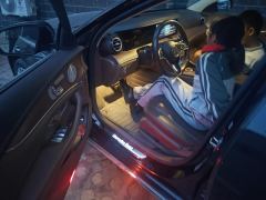 Mercedes-Benz E Class E-Class E 300 L Luxury - фото 14