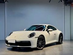 Porsche 911 Carrera 4 3.0T - ფოტო 1