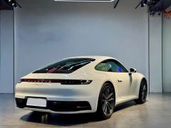 Porsche 911 Carrera 4 3.0T - ფოტო 14
