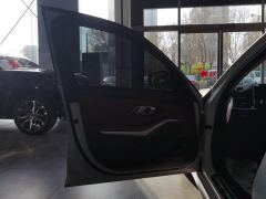 BMW 3 Series 325Li M Sport Package - ფოტო 12