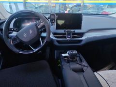Hongqi E-QM5 500km Travel Edition - ფოტო 16