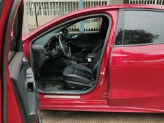 Ford Focus EcoBoost 180 ST-Line - фото 8