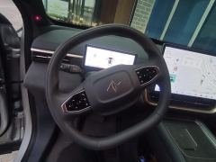 Dongfeng Yipai 008 EREV 210Max 6-seater - photo 18