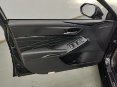 Toyota Avalon Dual-Engine 2.5L XLE Prestige Edition - ფოტო 12