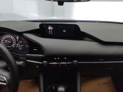 Mazda3 Axela 2.0L Automatic Premium Edition - ფოტო 17