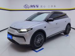 Leapmotor C11 EREV 300 Exclusive Edition - фото 1