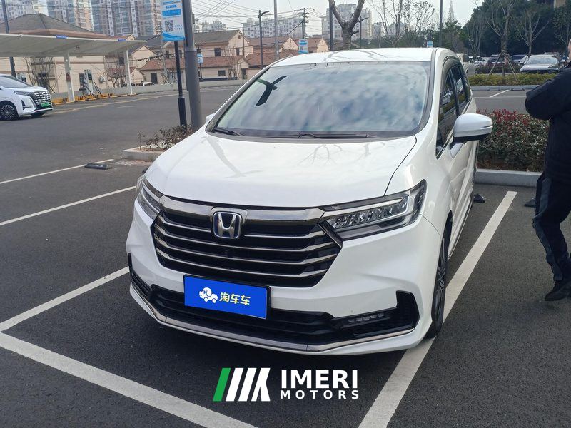 Honda Odyssey 2.0L Sharp Joy Edition 7-seater