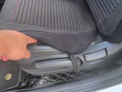 Hyundai ix35 2.0L Automatic 2WD Leading Edition GLS - ფოტო 14