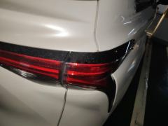 Toyota Gravia Dual-Engine 2.5L 2WD Premier Plus Edition - ფოტო 5