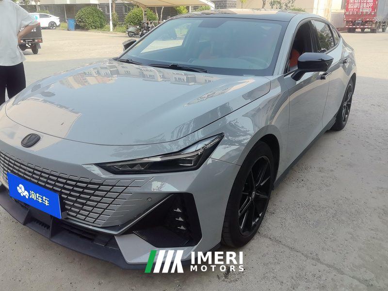 Changan UNI-V 1.5T Premium Version - car from China
