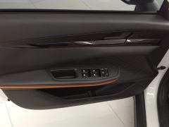Changan UNI-V Zhidian iDD 1.5T 113km Smart cool type - ფოტო 13