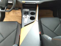 Changan UNI-V Zhidian iDD 1.5T 113km Smart cool type - ფოტო 19