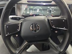 HiPhi X Flagship Edition 6-seater - photo 18