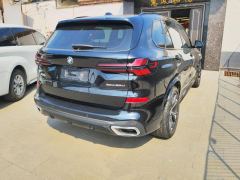 BMW X5 xDrive30Li Deluxe VersionM - ფოტო 2