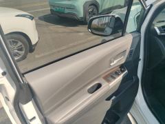 Toyota Gravia Dual-Engine 2.5L 2WD Premier Plus Edition - photo 12