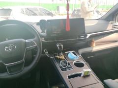 Toyota Gravia Dual-Engine 2.5L 2WD Premier Plus Edition - photo 17