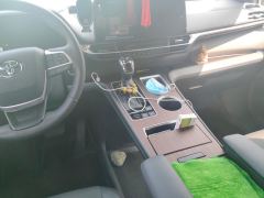 Toyota Gravia Dual-Engine 2.5L 2WD Premier Plus Edition - photo 19